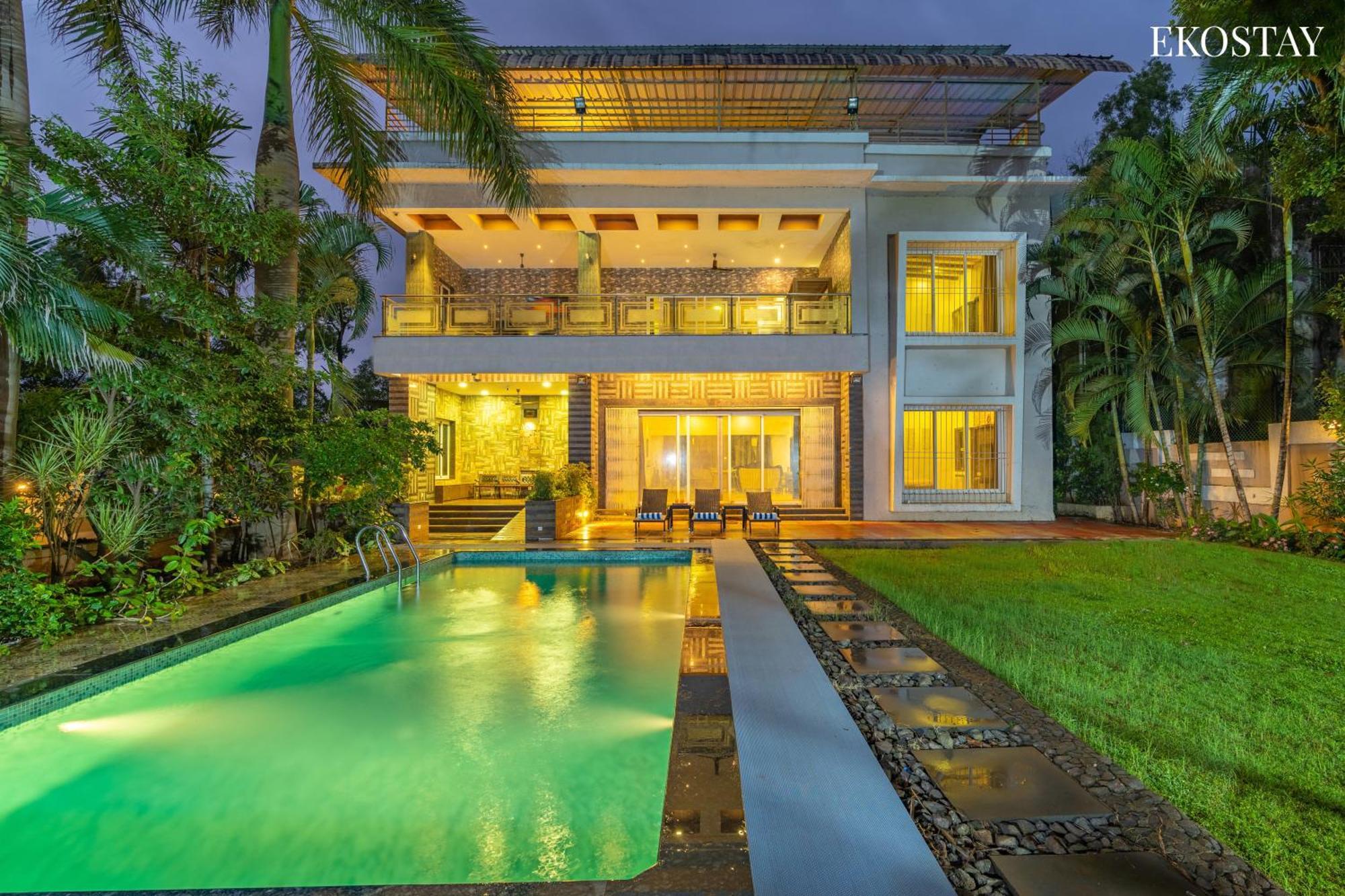 Eko Stay Gold- Chestnut Villa Карджат Экстерьер фото